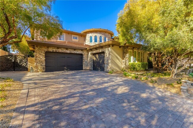 Building Photo - 3 Ayden Dr