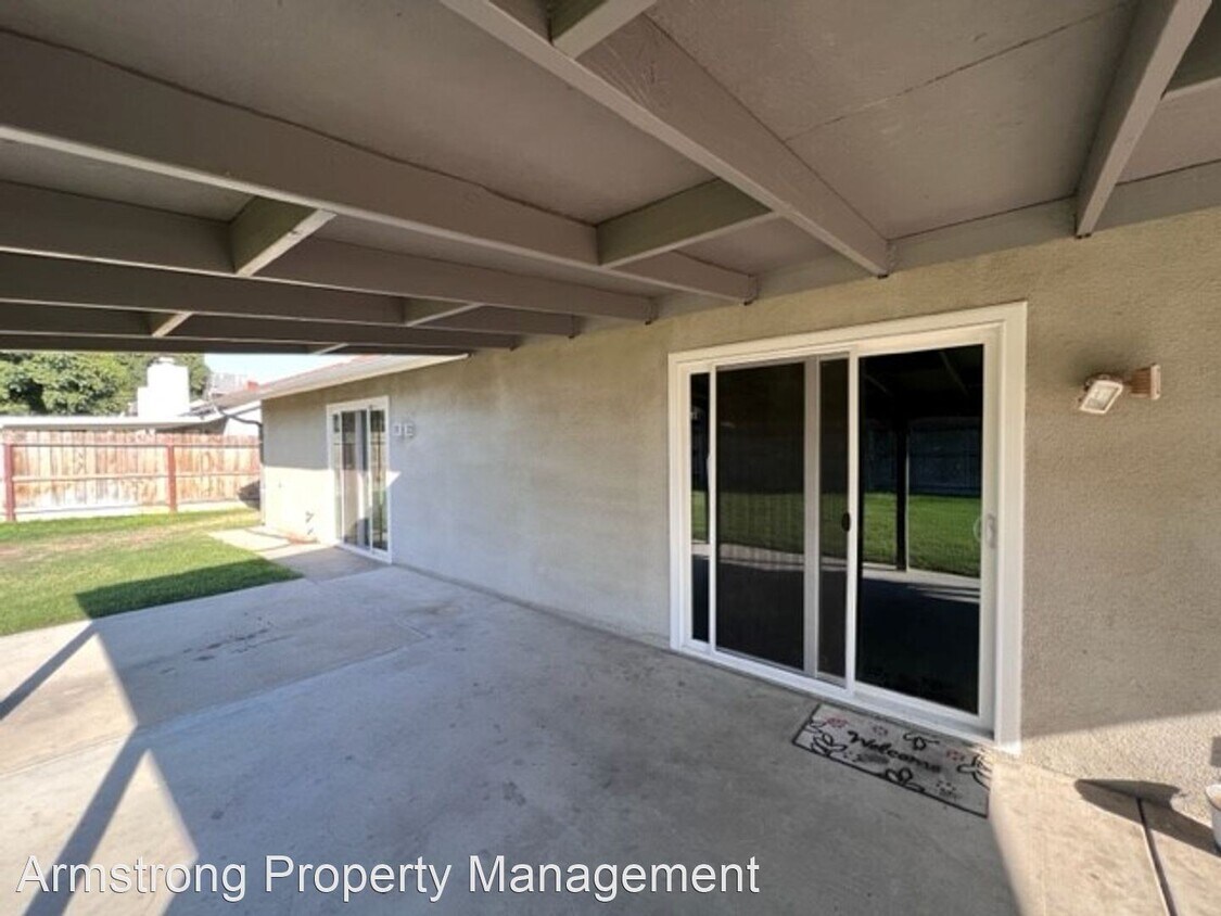 Foto del edificio - 3 br, 2 bath House - 1475 Hillcrest Ave.