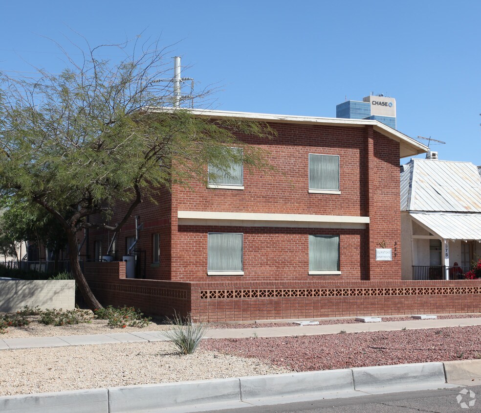 Foto del edificio - Olmstead Apartments