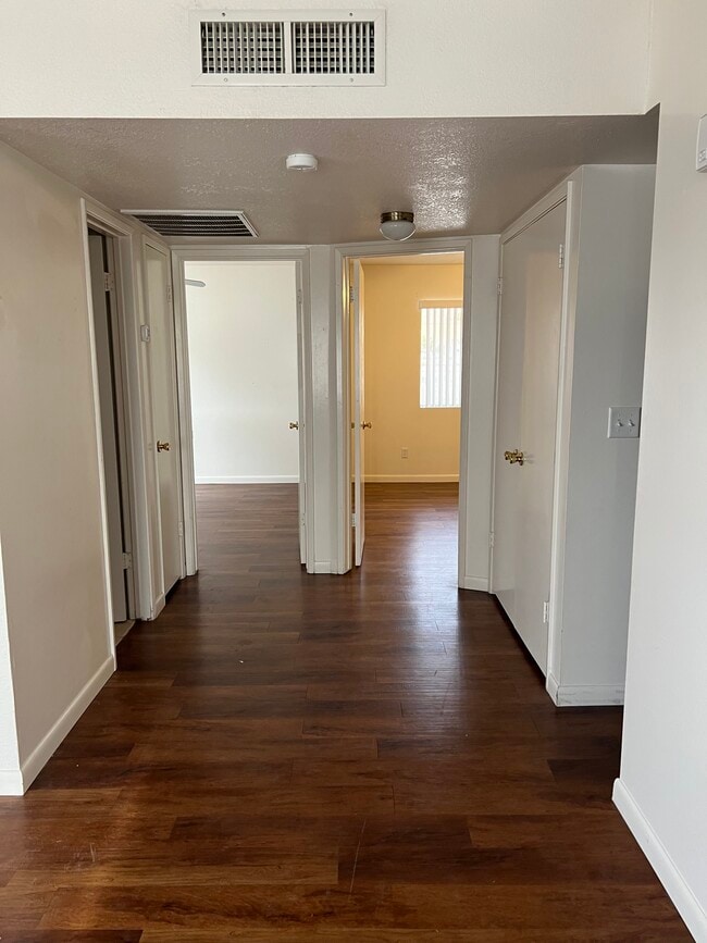 Central Hallway - 2540 Palisades Dr