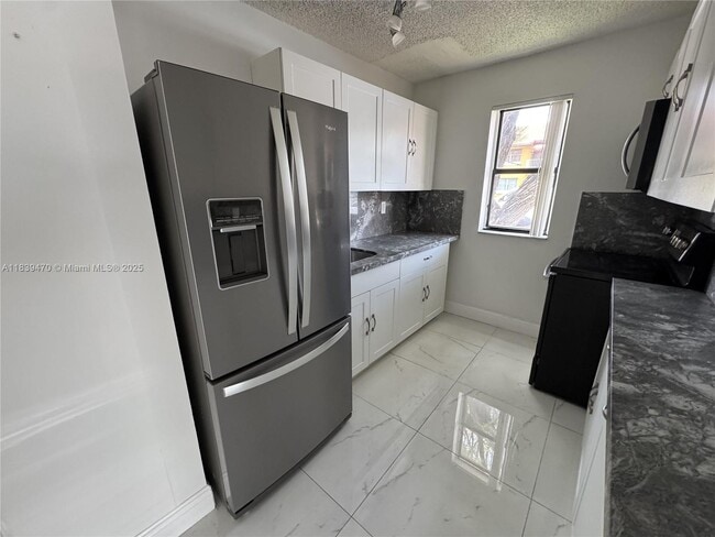 Building Photo - 15650 SW 80th St