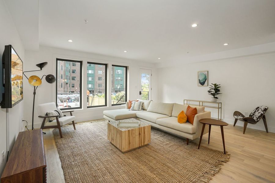 Primary Photo - Spacious & Modern Five Bedroom in the Hear...