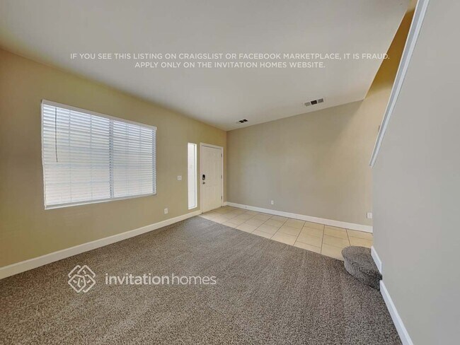 Foto del edificio - 7825 Strong Water Ct