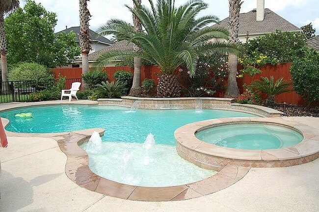 Foto del edificio - 5315 Fairweather Ct