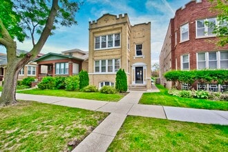 Building Photo - 6609 N Artesian Ave