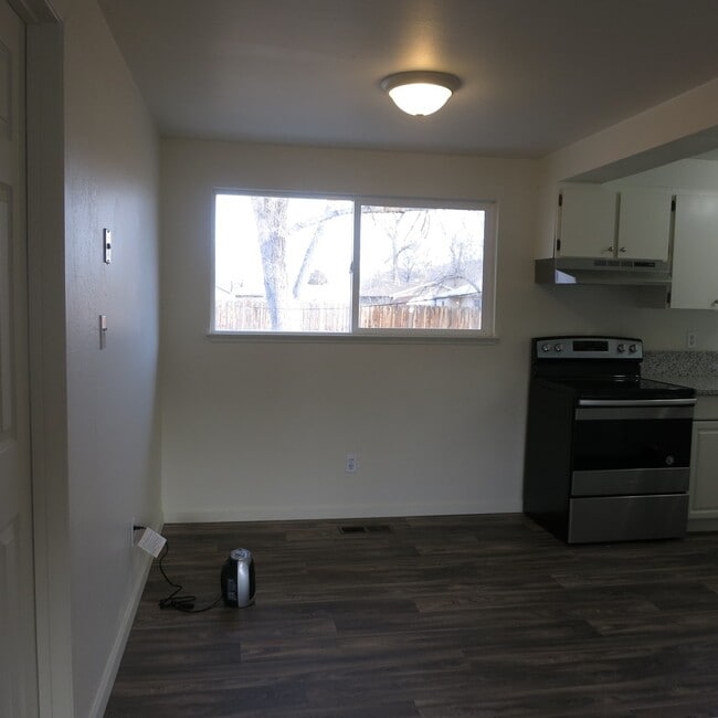 Foto del edificio - Cozy 4 bedroom House