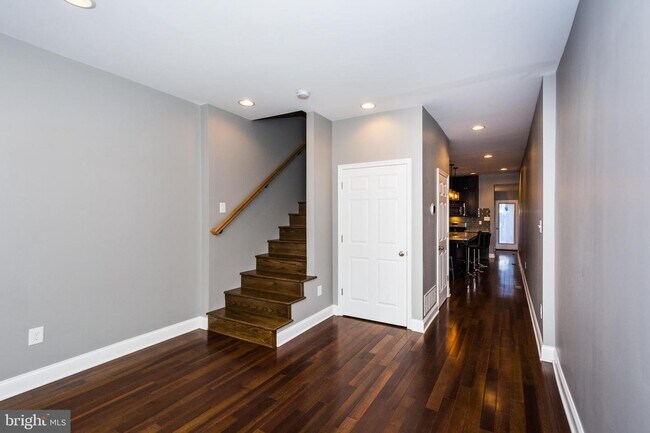 Foto del edificio - 1604 Webster St
