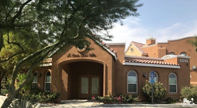 Foto del edificio - 45245 Seeley Dr