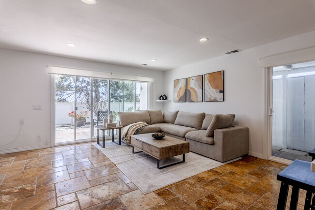 Building Photo - 28711 CA-1