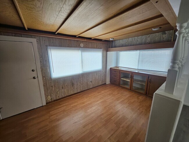 Building Photo - Newly Remodeled 3 Bedroom in Bullhead City
