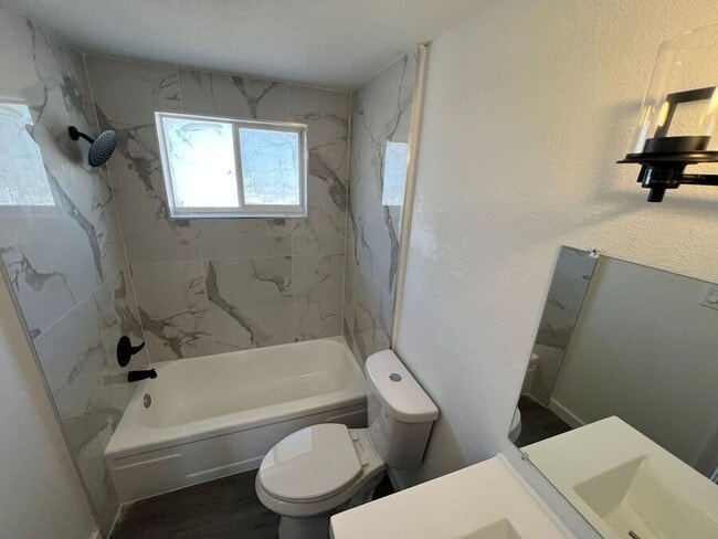 Photo - 9316 Grandfield Rd Apartment