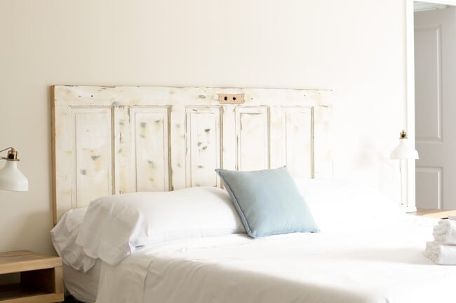 Photo - 320 27th St House