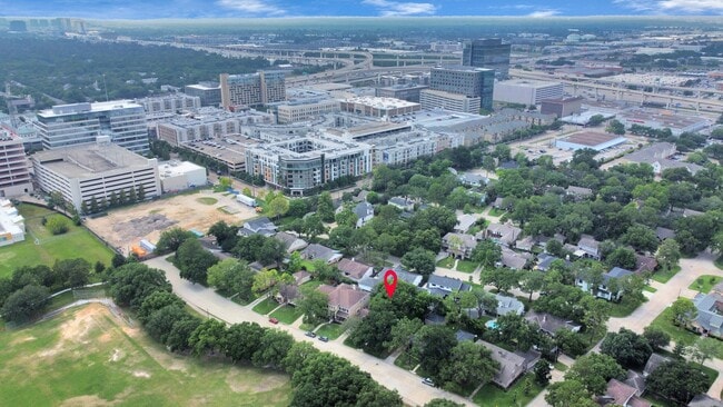Foto del edificio - 12710 Barryknoll Ln