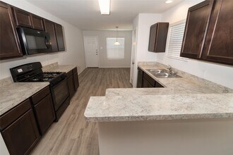 Building Photo - 16911 Lacey Bell Ln