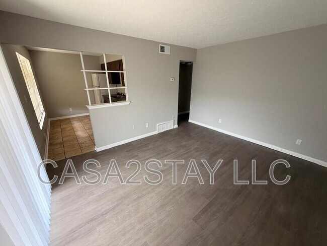 Foto del edificio - 5106 Malibu Ct