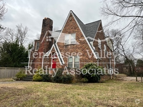 Building Photo - 419 Noelton Dr SW