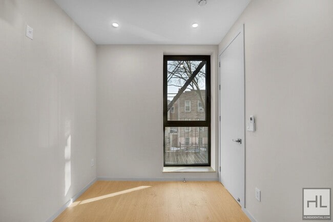 Foto del edificio - Frost Street #2