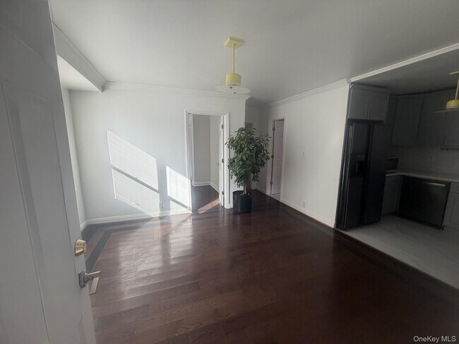 Foto del edificio - 1145 Astor Ave