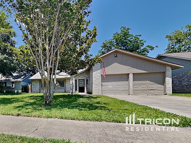 Foto del edificio - 23426 Canyon Lake Dr