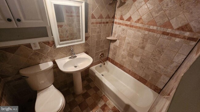 Building Photo - 3928 Stone Gate Dr