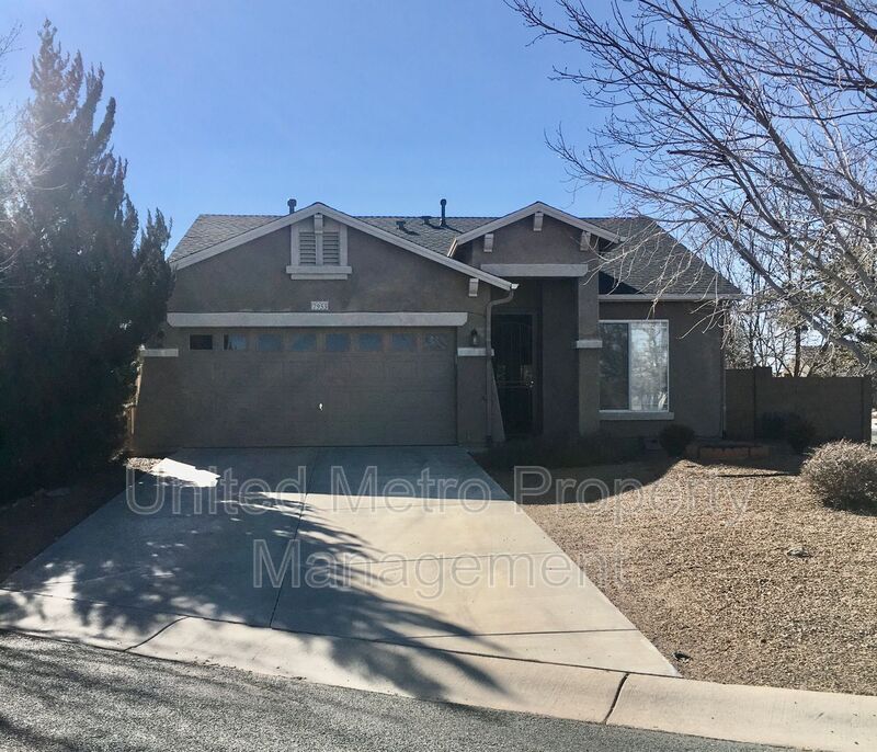 Foto principal - 7953 N Music Mountain Ln