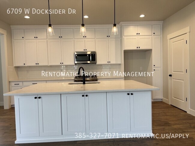 Foto del edificio - 6709 W Docksider Dr