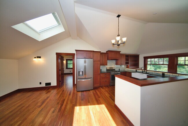 Foto del edificio - 246 Berkeley Way