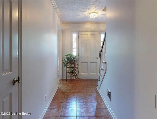 Building Photo - 3012 Lexham Rd