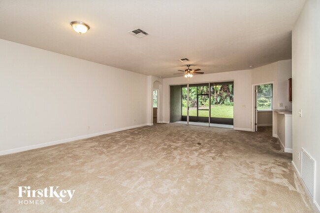 Building Photo - 1087 Golf Point Loop