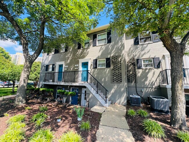 Foto del edificio - 404 N Armistead St