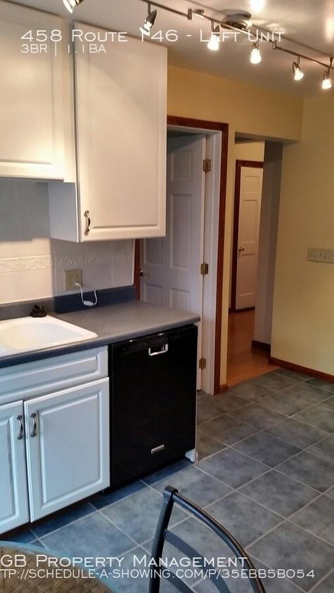 Primary Photo - 3 bedroom in Guilderland Center NY 12009