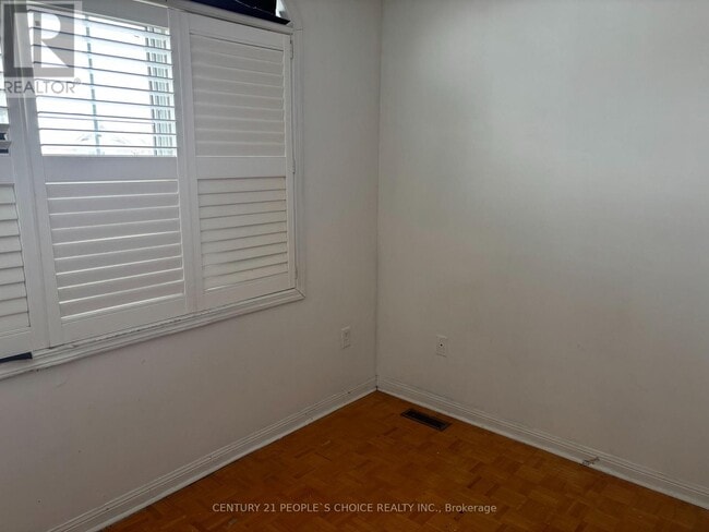 Building Photo - 15 Starfish Ct