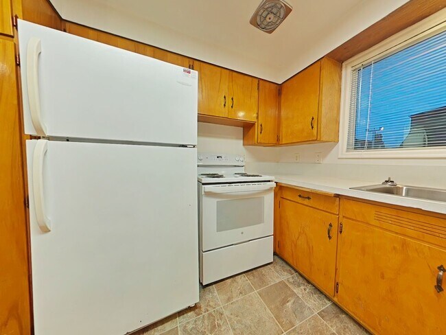 Foto del edificio - 2 Bedroom Duplex ~ Close to 9th Street