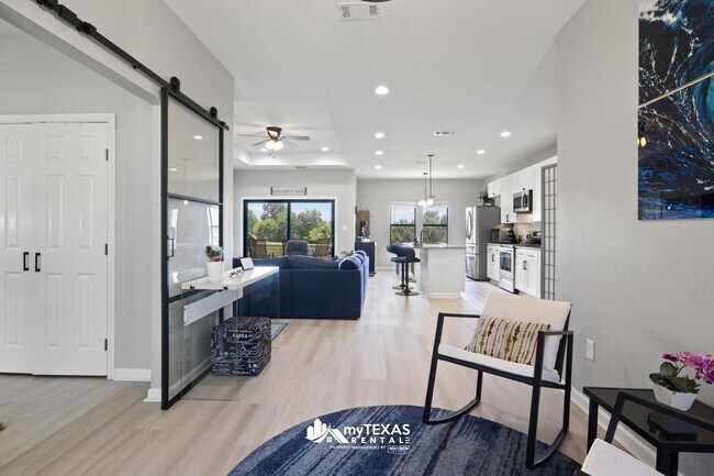 Foto del edificio - 314 Rosewood St