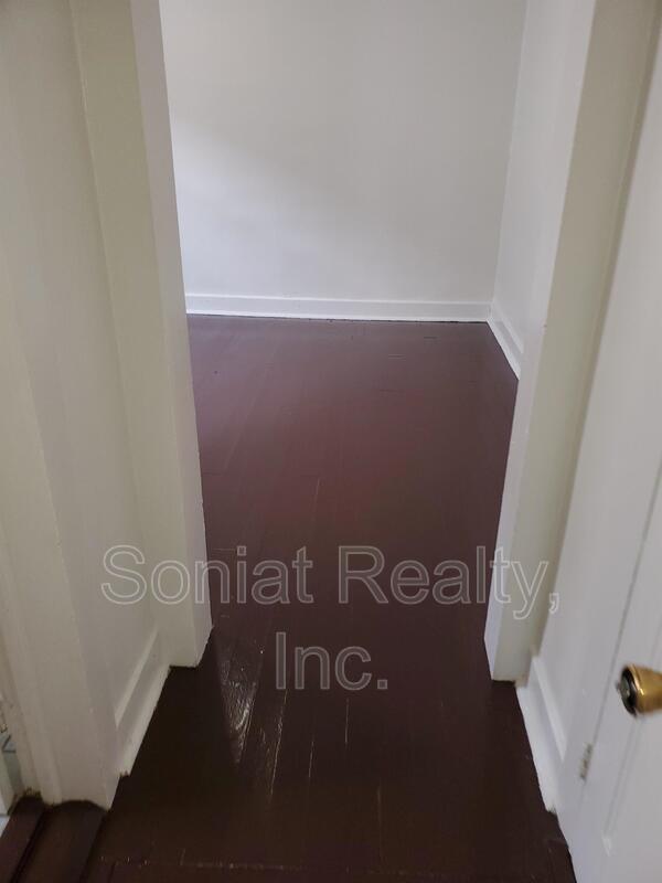 Building Photo - 3211 Lafitte Ave