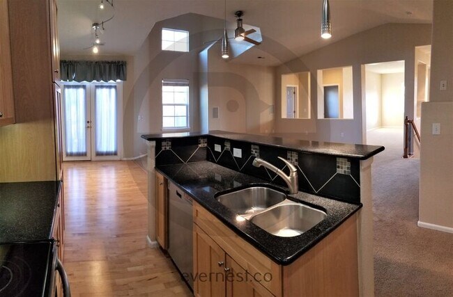 Foto del edificio - 8095 E 28th Ave