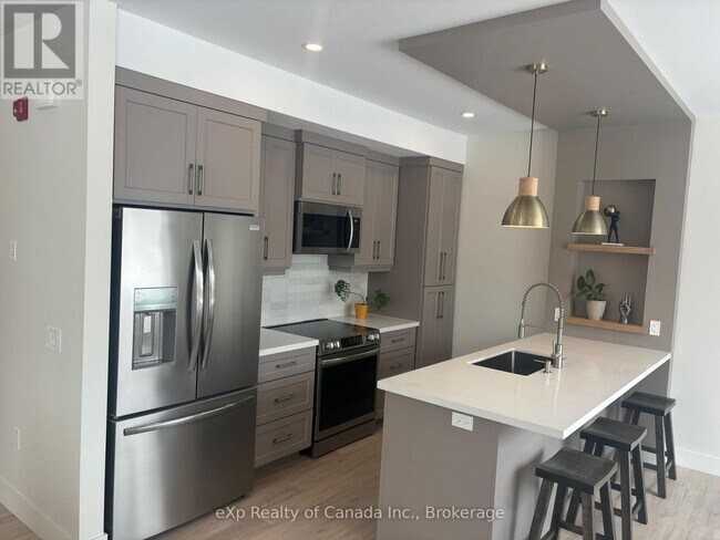 Photo du bâtiment - 51403 Ron McNeil Line