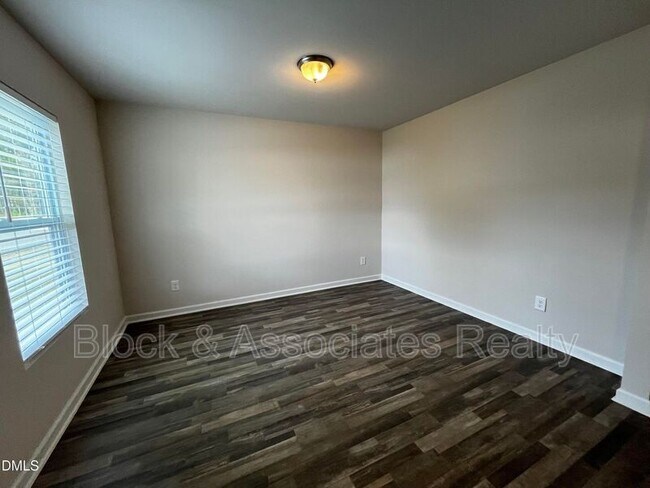 Building Photo - 46 E Boulder Rd