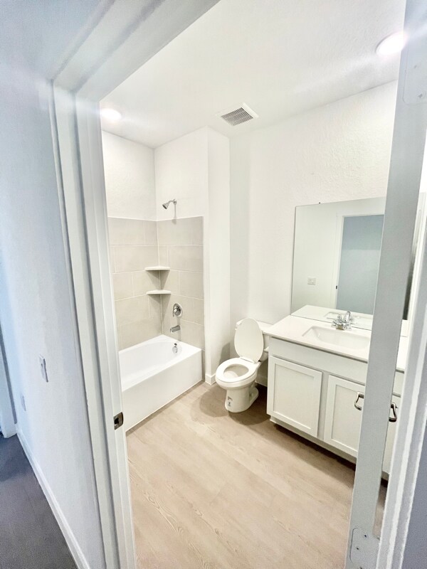 Building Photo - 1414 Caceres Spur