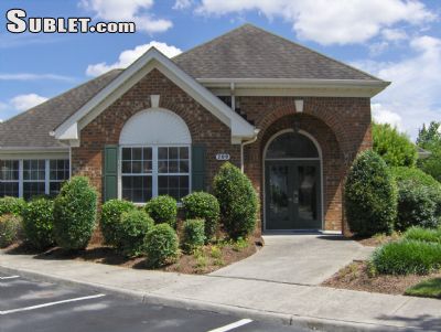 Building Photo - 814 W Lake Cir