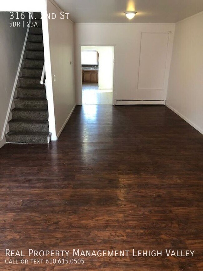 Foto del edificio - 316 N 2nd St