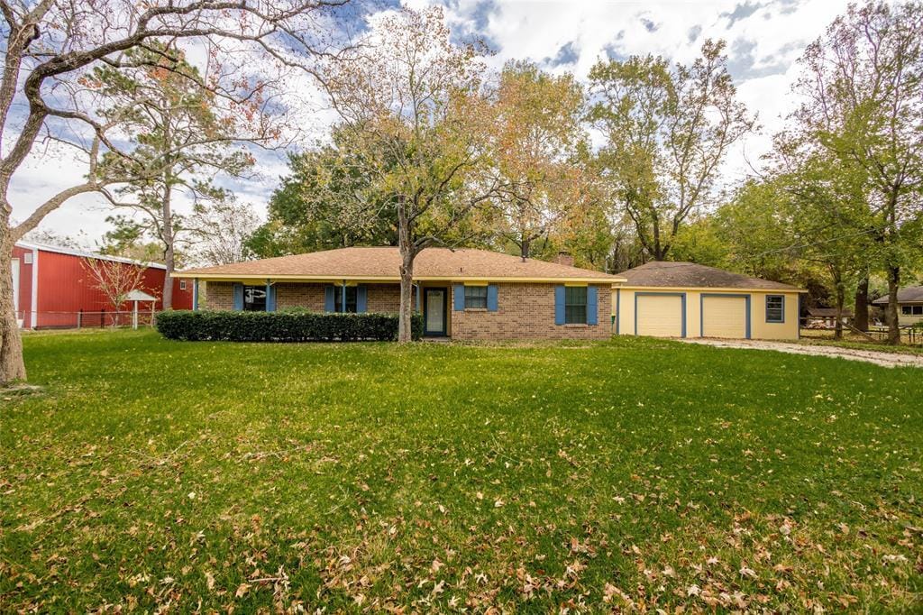 102 Sue Ln, Highlands, TX 77562 House Rental in Highlands, TX