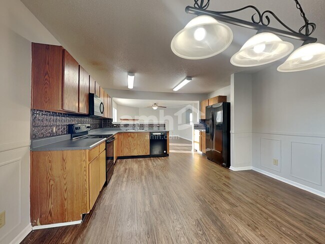 Foto del edificio - 632 Highpointe Blvd