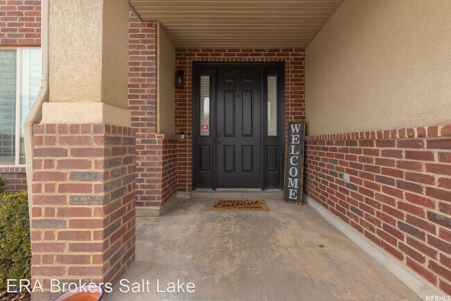 Building Photo - 4 br, 2.5 bath House - 4467 W 5850 S