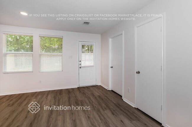 Foto del edificio - 1104 Scenic Hills Dr