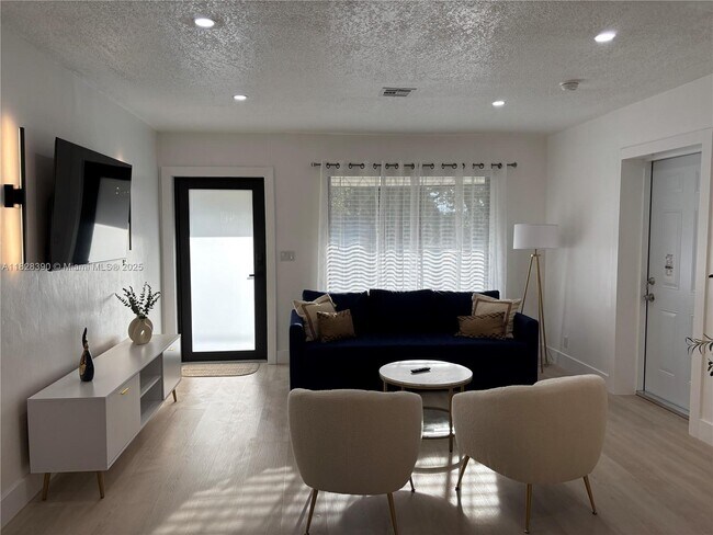 Foto del edificio - 1023 NW 19th Ave