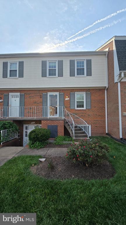 Foto del edificio - 6152 Strasburg Dr