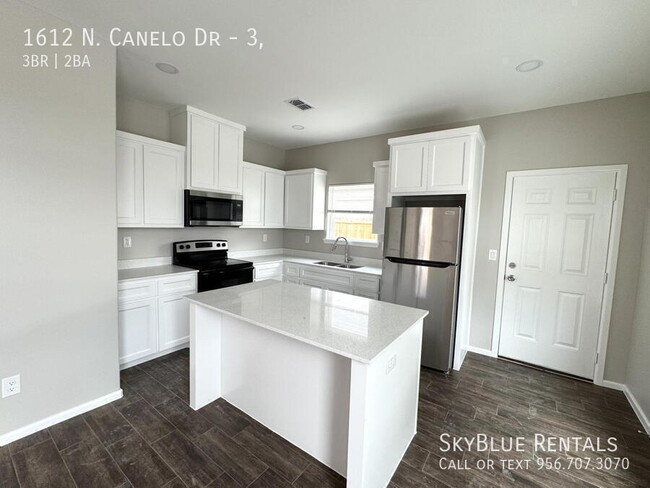 Building Photo - 1612 Canelo Dr
