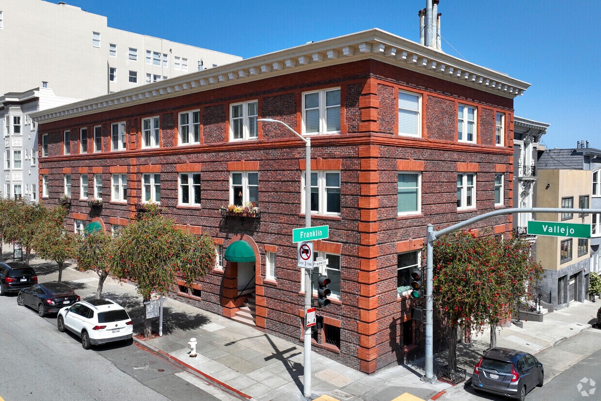 Primary Photo - 1700-1710 Vallejo St