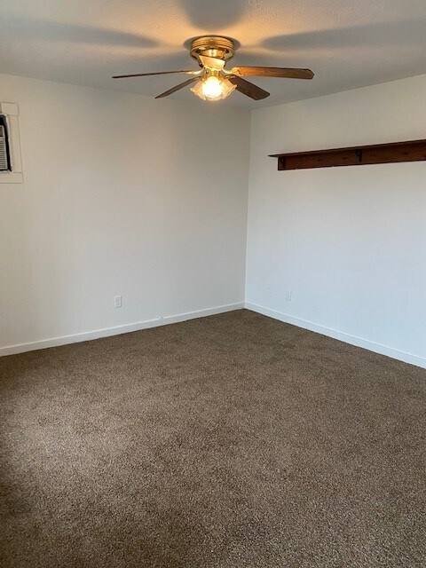 Living room - 233 S 4th St